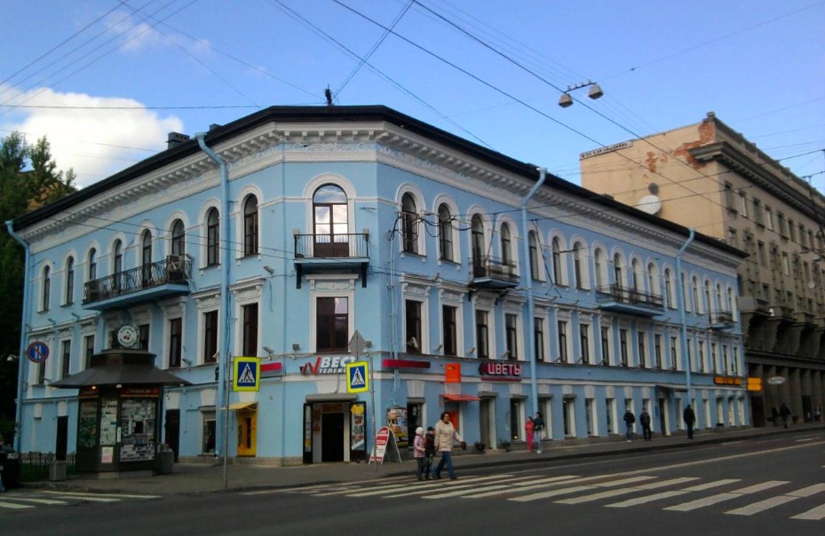 фасад дома, здание по адресу г Санкт-Петербург, Суворовский пр-кт, д 10